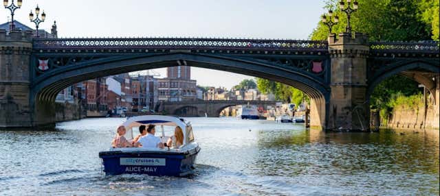 Location de bateaux à moteur sans permis