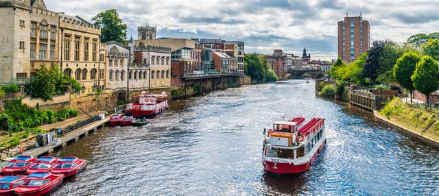 Paseo en barco por York
