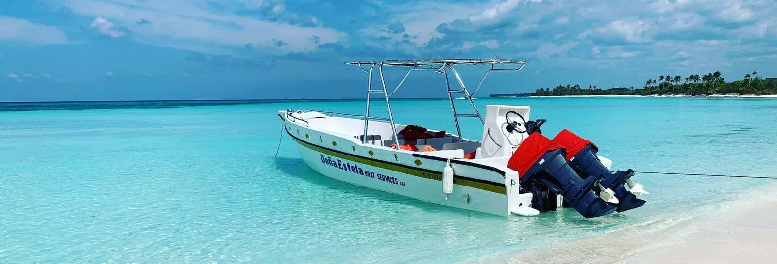 Excursión privada a la Piscina Natural en barco