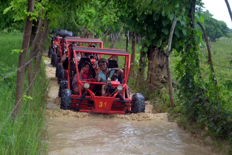 Tour En Buggy Por Punta Cana - Reserva Online En Civitatis.com