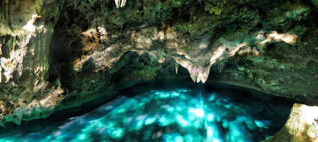 Tour por Los Tres Ojos + Faro a Colón