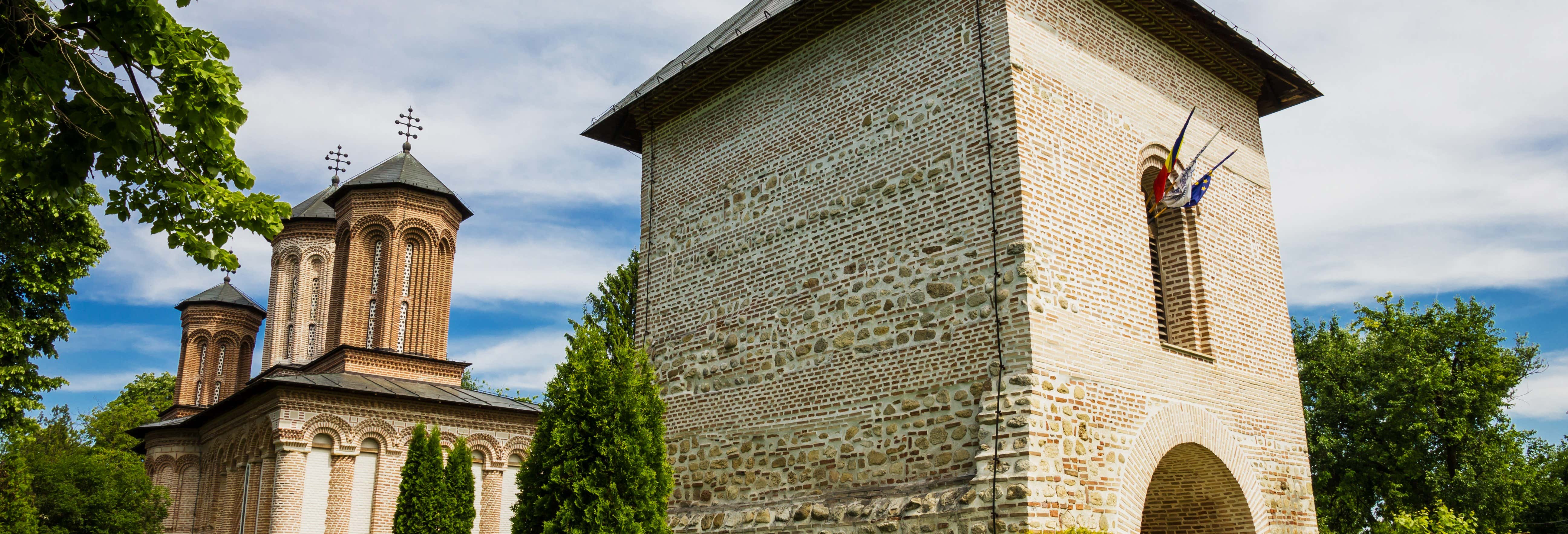Excursion au monastère de Snagov et au palais de Mogosoaia