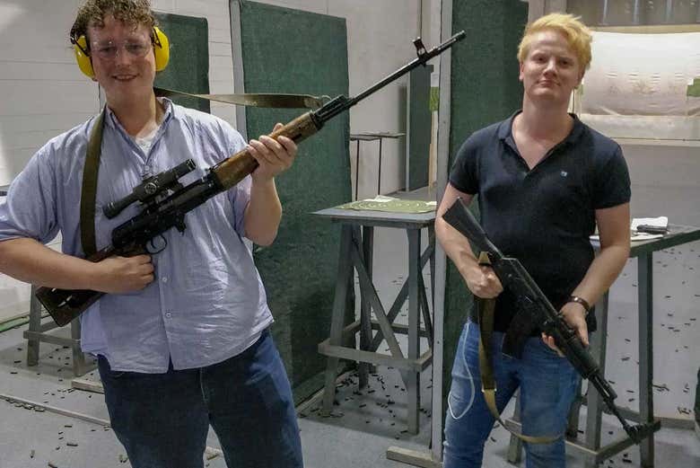 Practicas De Tiro Con Armas Rusas En Moscu Civitatis Com