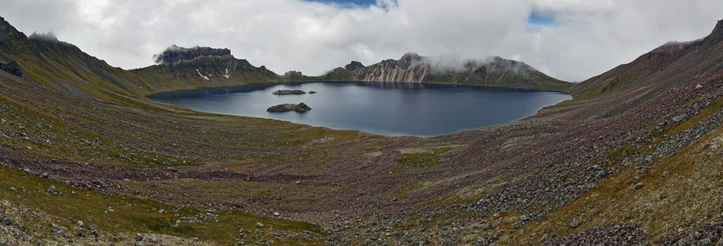 Escursione al vulcano Khangar in elicottero