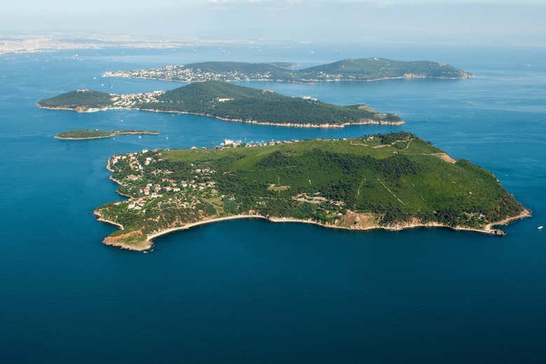 Excursión a las islas Príncipe desde Estambul - Civitatis.com