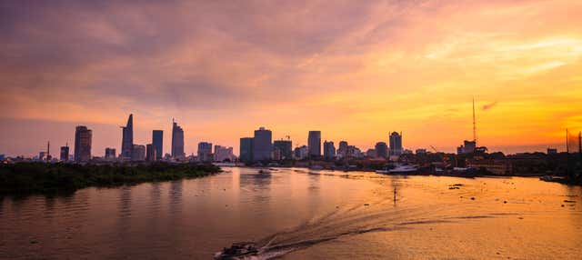 Crociera sul fiume Saigon al tramonto
